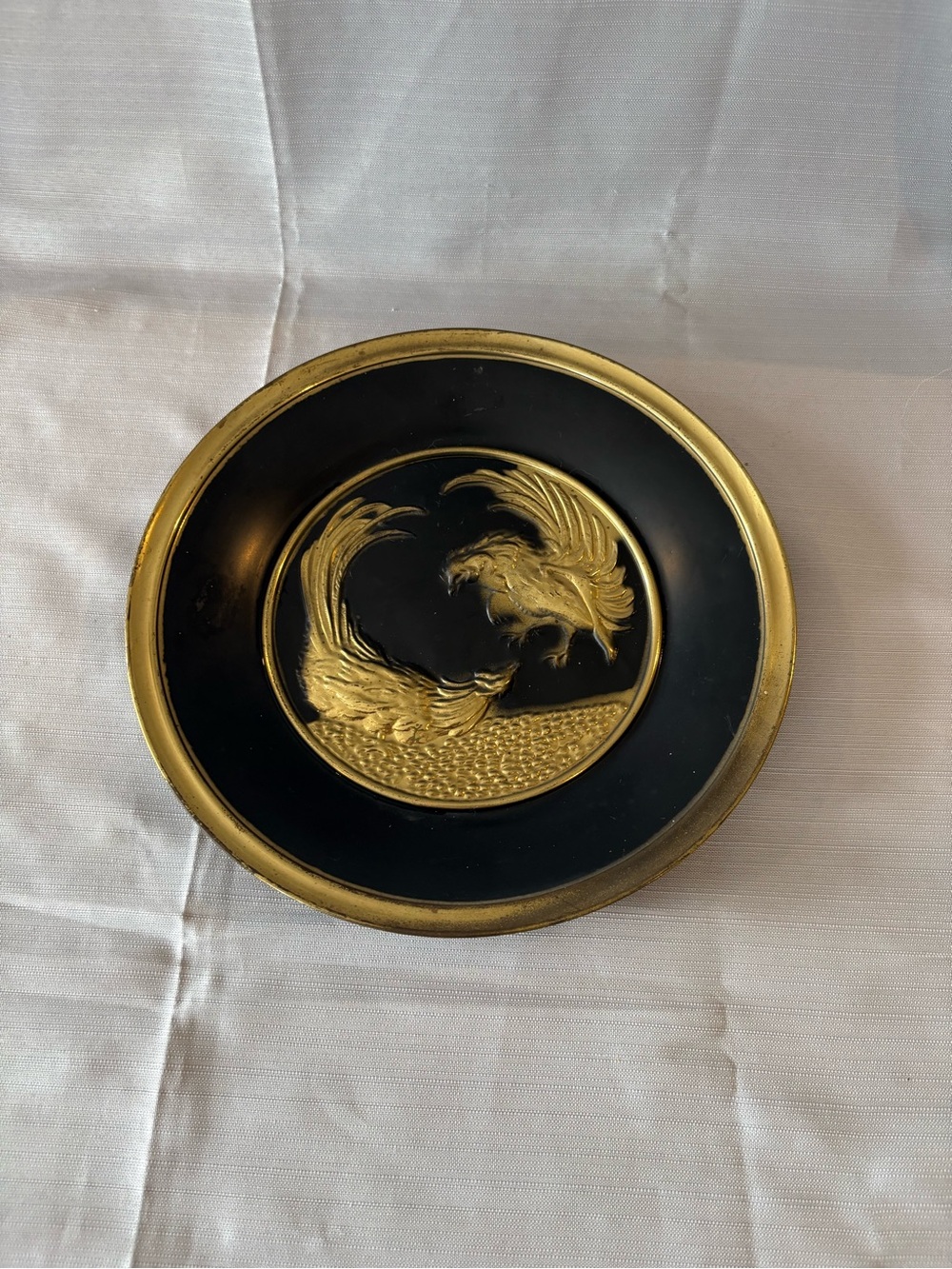 Black and Gold Decorative Wall Plate - Elegant Fish Motif